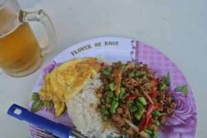 First Hawker meal in Singapore... yum!
