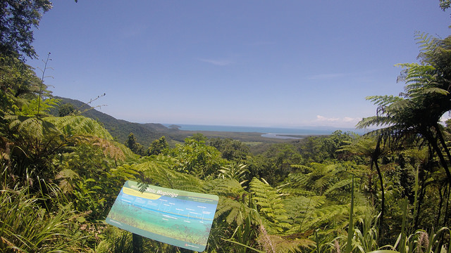 25596845266_e0d20e4d46_z